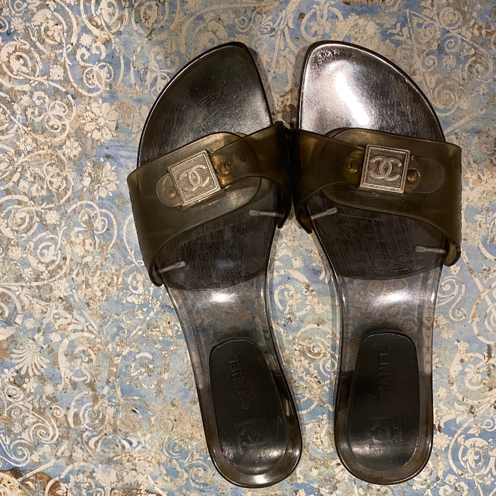 Chanel mules sz 8 (38 Eu)
